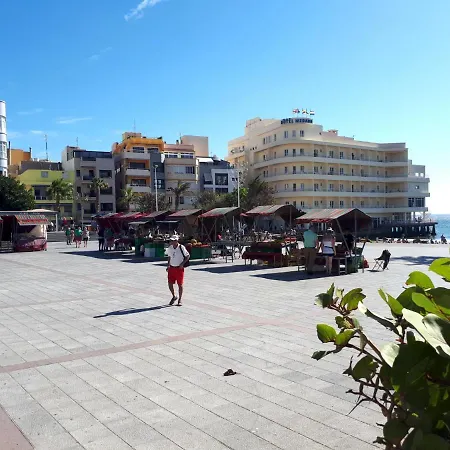 Apartamentos Medano - Playa Grande エル・メダノ